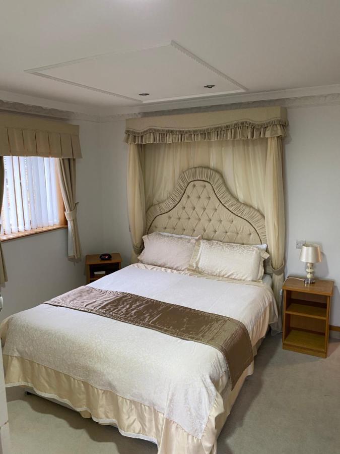 Bessemer Hotel Merthyr Tydfil Extérieur photo